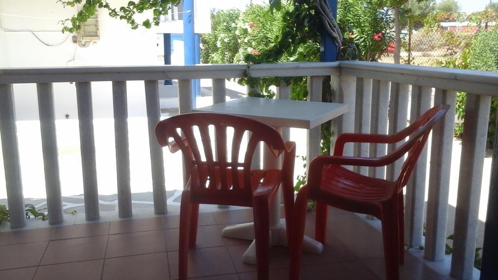 O Fotis Aparthotel Агиос Прокопиос Екстериор снимка