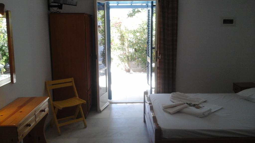 O Fotis Aparthotel Агиос Прокопиос Екстериор снимка